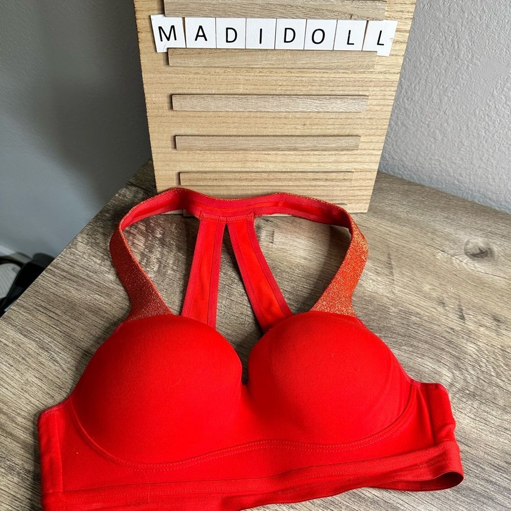 VSX Women’s 32B Sexy Sport Red Sparkly Sports Bra